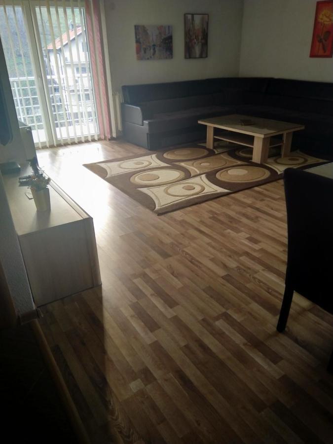 Apartman Royal Lejlighed Zenica Eksteriør billede